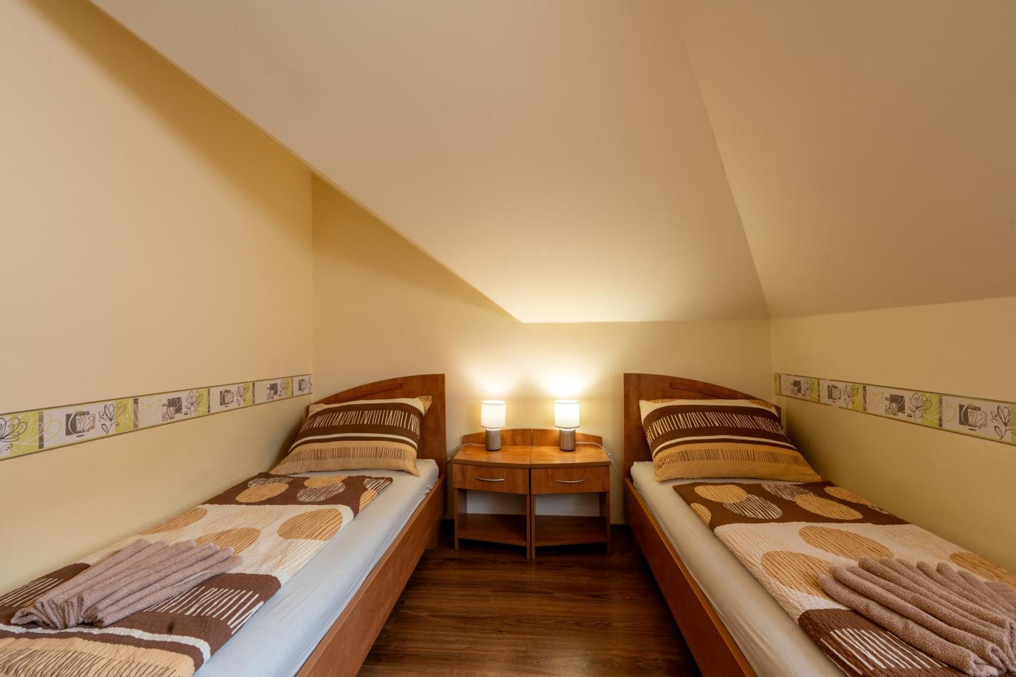 기오르 Szenti Vendeghaz B&B 외부 사진