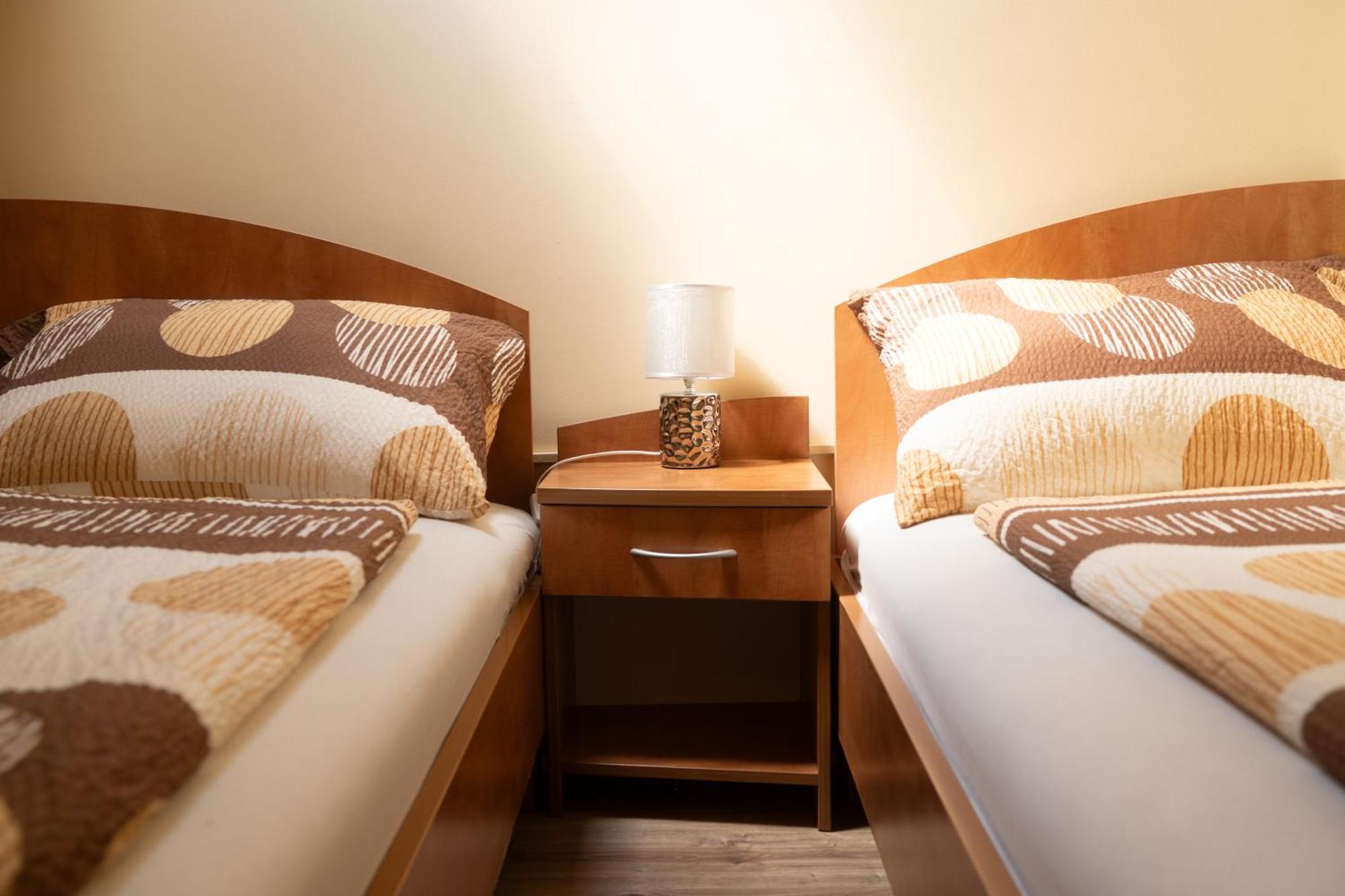 기오르 Szenti Vendeghaz B&B 외부 사진